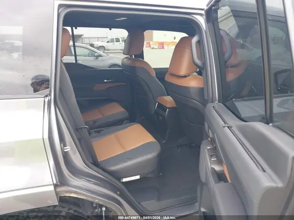 JTJVBCDX3S5047907 2025 LEXUS GX - Image 8