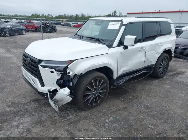 JTJVBCDX4R5000413 2024 LEXUS GX - Image 2