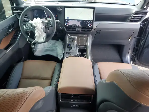 JTJVBCDX4R5007541 2024 LEXUS GX - Image 8