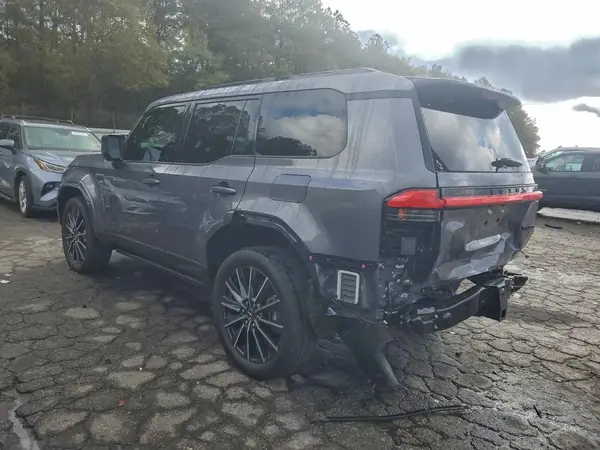 JTJVBCDX4R5015834 2024 LEXUS GX - Image 2