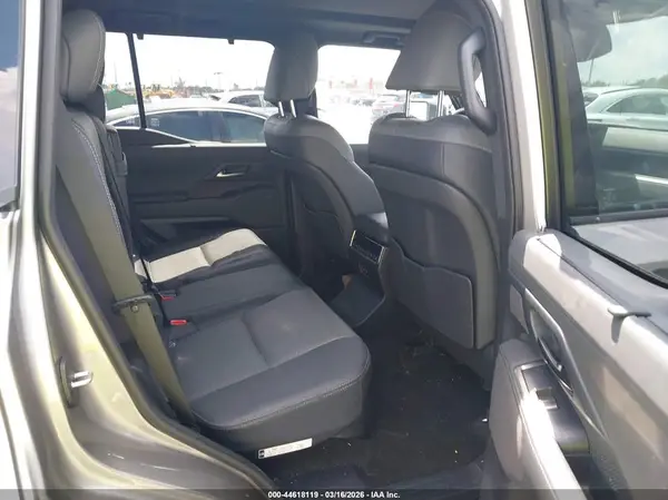 JTJVBCDX4R5018748 2024 LEXUS GX - Image 8