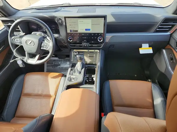 JTJVBCDX4R5018779 2024 LEXUS GX - Image 8