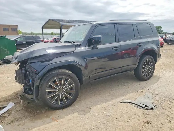 JTJVBCDX4S5052209 2025 LEXUS GX - Image 1