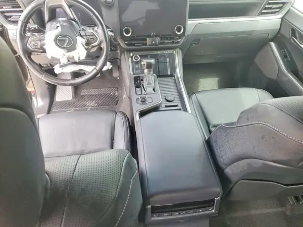 JTJVBCDX4S5052209 2025 LEXUS GX - Image 8