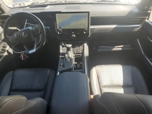 JTJVBCDX5R5010870 2024 LEXUS GX - Image 8
