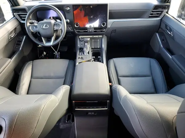 JTJVBCDX5R5018774 2024 LEXUS GX - Image 8
