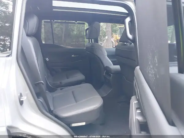 JTJVBCDX5S5038223 2025 LEXUS GX - Image 8