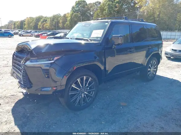 JTJVBCDX5S5051943 2025 LEXUS GX - Image 2