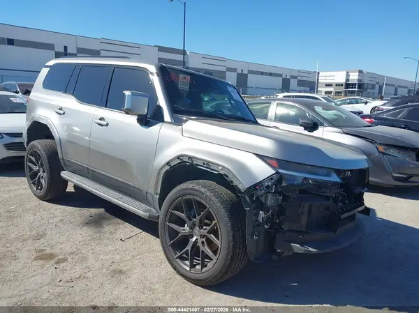 JTJVBCDX6R5002728 2024 LEXUS GX - Image 1