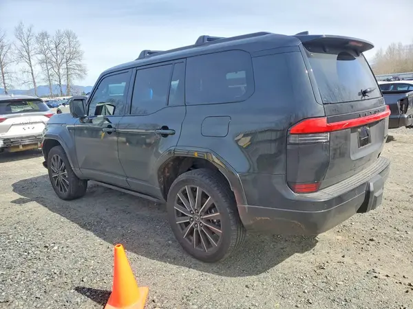 JTJVBCDX7R5015794 2024 LEXUS GX - Image 2