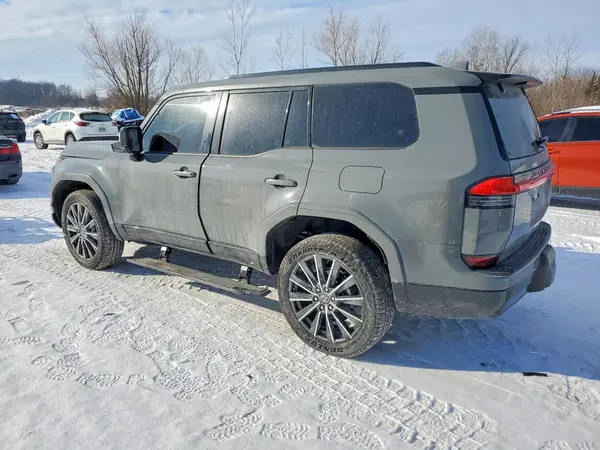 JTJVBCDX7S5049935 2025 LEXUS GX - Image 2
