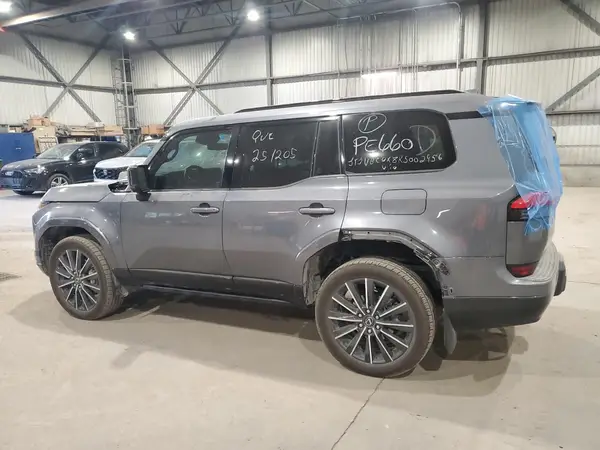 JTJVBCDX8R5002956 2024 LEXUS GX - Image 2