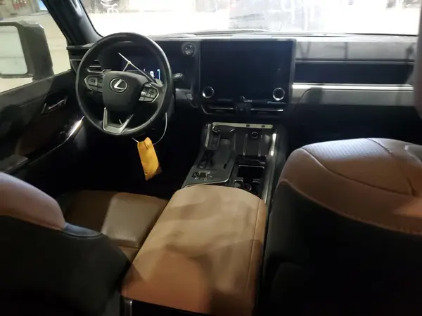 JTJVBCDX8R5002956 2024 LEXUS GX - Image 8