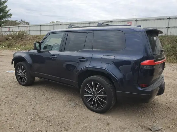 JTJVBCDX8R5029851 2024 LEXUS GX - Image 2