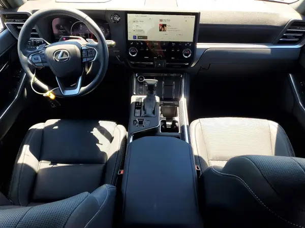 JTJVBCDX8S5064346 2025 LEXUS GX - Image 8