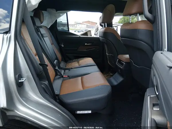 JTJVBCDX9R5023248 2024 LEXUS GX - Image 8