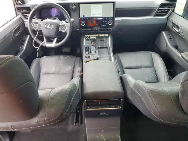 JTJVBCDX9S5037625 2025 LEXUS GX - Image 8