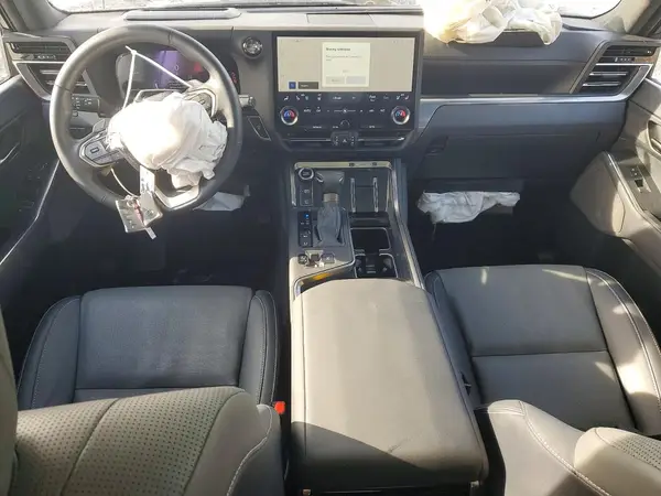 JTJVBCDX9S5052948 2025 LEXUS GX - Image 8
