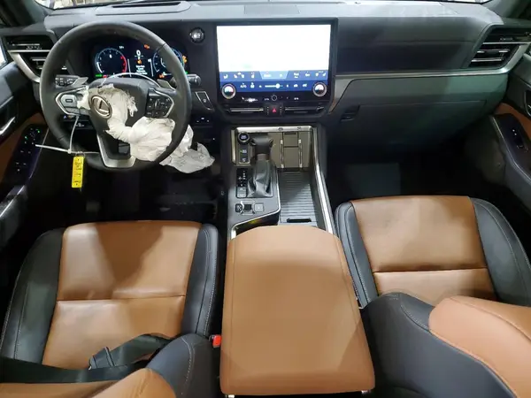 JTJVBCDX9S5065103 2025 LEXUS GX - Image 8