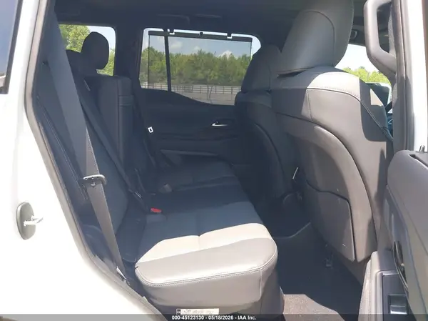 JTJVBCDXXR5030516 2024 LEXUS GX - Image 8