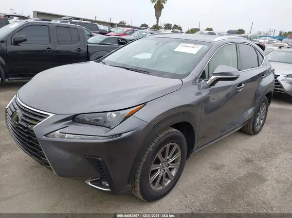 JTJYARBZ0J2092892 2018 LEXUS NX - Image 2