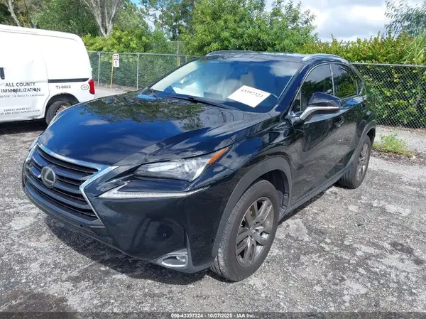 JTJYARBZ2G2032279 2016 LEXUS NX - Image 2