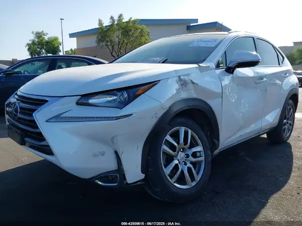 JTJYARBZ2G2045680 2016 LEXUS NX - Image 2