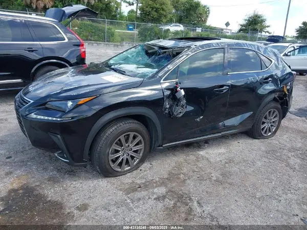 JTJYARBZ2J2086575 2018 LEXUS NX - Image 2
