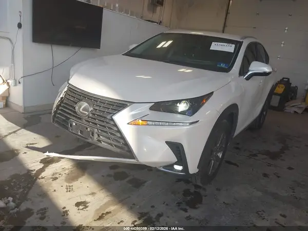 JTJYARBZ2J2099438 2018 LEXUS NX - Image 2