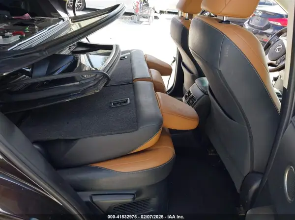 JTJYARBZ2J2110020 2018 LEXUS NX - Image 8