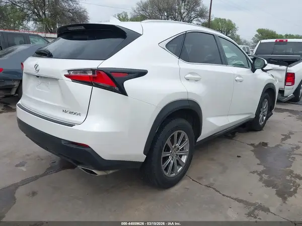 2016 LEXUS NX IAAI lot 44559626 auction photo 4