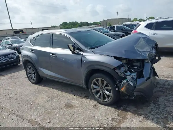 JTJYARBZ3H2060335 2017 LEXUS NX - Image 1