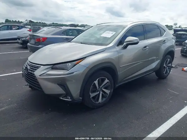 JTJYARBZ4J2090028 2018 LEXUS NX - Image 2