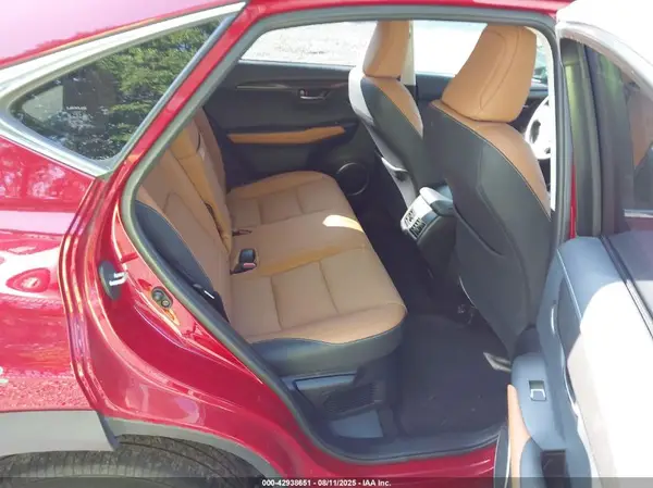 JTJYARBZ4J2112495 2018 LEXUS NX - Image 8