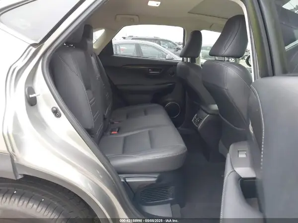 JTJYARBZ6H2073614 2017 LEXUS NX - Image 8