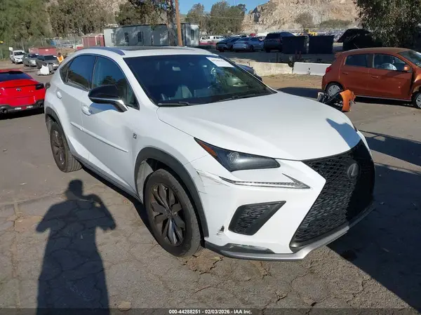 JTJYARBZ6J2090984 2018 LEXUS NX - Image 1