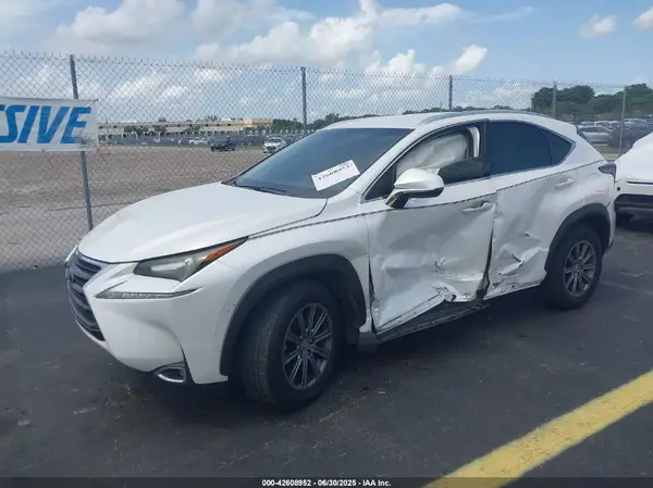 JTJYARBZ7G2035386 2016 LEXUS NX - Image 2