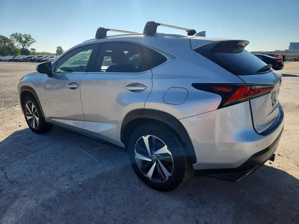 JTJYARBZ7J2092808 2018 LEXUS NX - Image 2