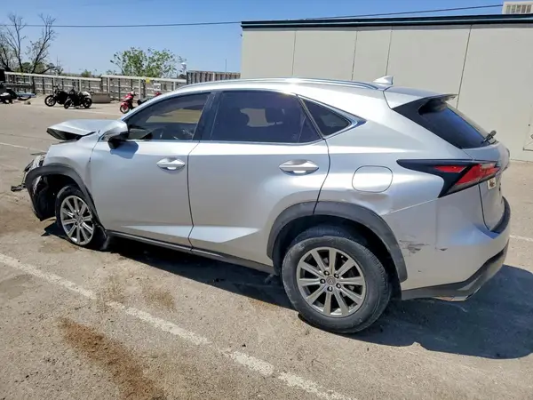 JTJYARBZ8G2026826 2016 LEXUS NX - Image 2