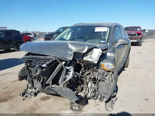 JTJYARBZXJ2094116 2018 LEXUS NX - Image 2