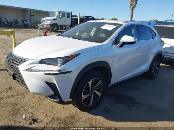 JTJYARBZXJ2115899 2018 LEXUS NX - Image 2