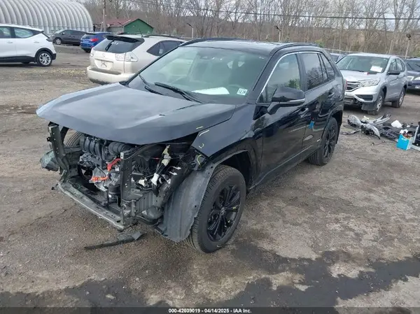 JTM16RFV0RD118873 2024 TOYOTA RAV 4 - Image 2