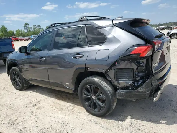 JTM16RFV1ND074425 2022 TOYOTA RAV 4 - Image 2