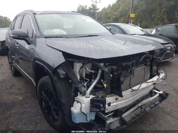 JTM16RFV1ND527829 2022 TOYOTA RAV 4