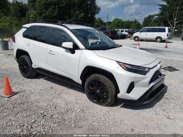 JTM16RFV2ND076233 2022 TOYOTA RAV 4 - Image 1