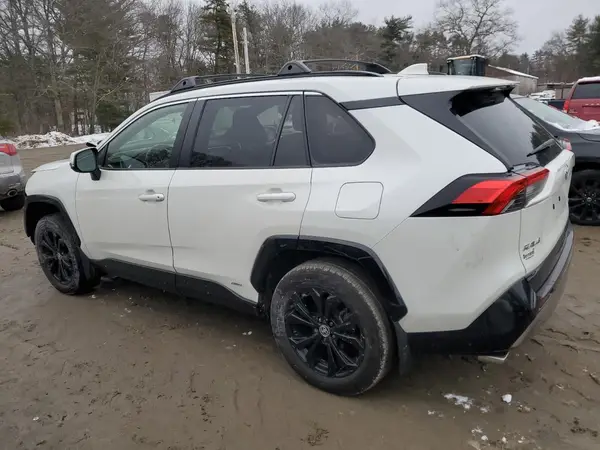 JTM16RFV2NJ016793 2022 TOYOTA RAV 4 - Image 2