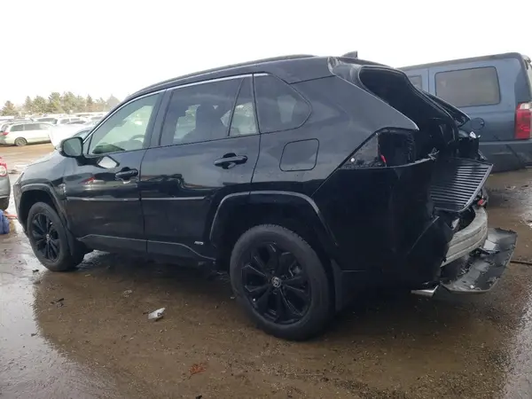 JTM16RFV3ND051695 2022 TOYOTA RAV 4 - Image 2