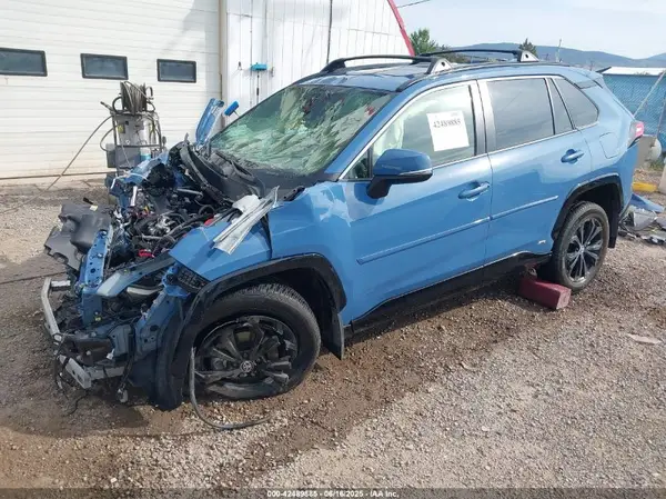 JTM16RFV4RD139533 2024 TOYOTA RAV 4 - Image 2