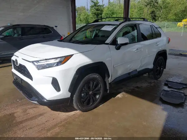 JTM16RFV5SJ076434 2025 TOYOTA RAV 4 - Image 2