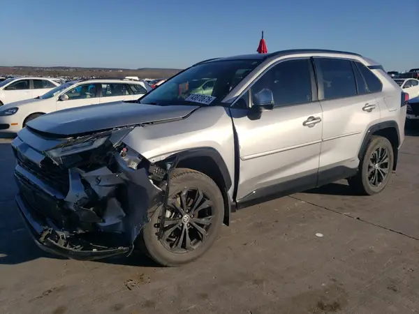 JTM16RFV7ND047861 2022 TOYOTA RAV 4 - Image 1